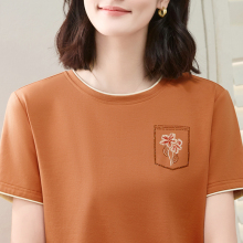 Summer round neck t-shirt for women in 2024, new Western style middle-aged mother pure cotton short sleeved embroidered top, front shoulder small shirt