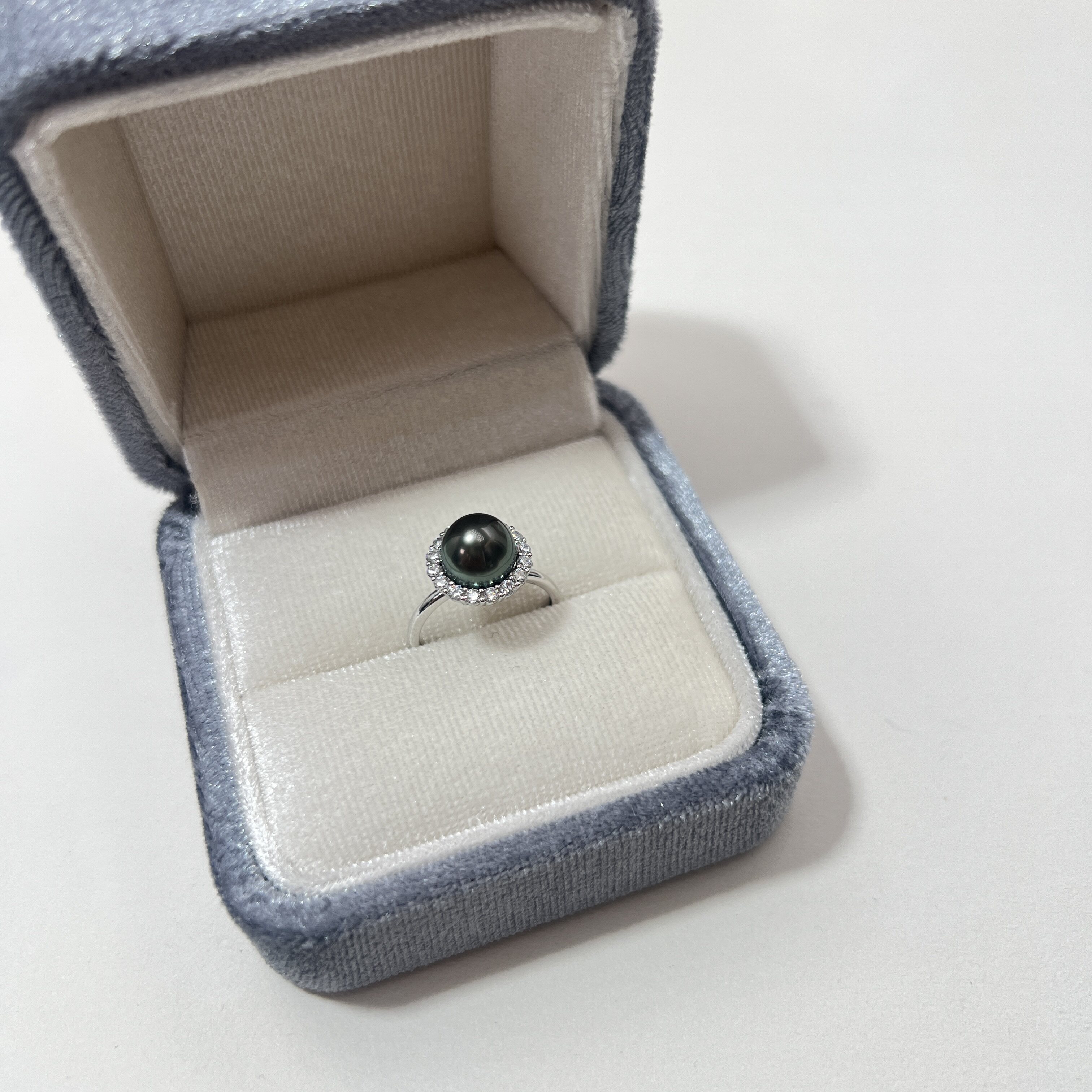 Tahitian black pearl S925 sterling silver sunflower ring, light luxury and high-end gift to girlfriend and best friend with seawater pearls