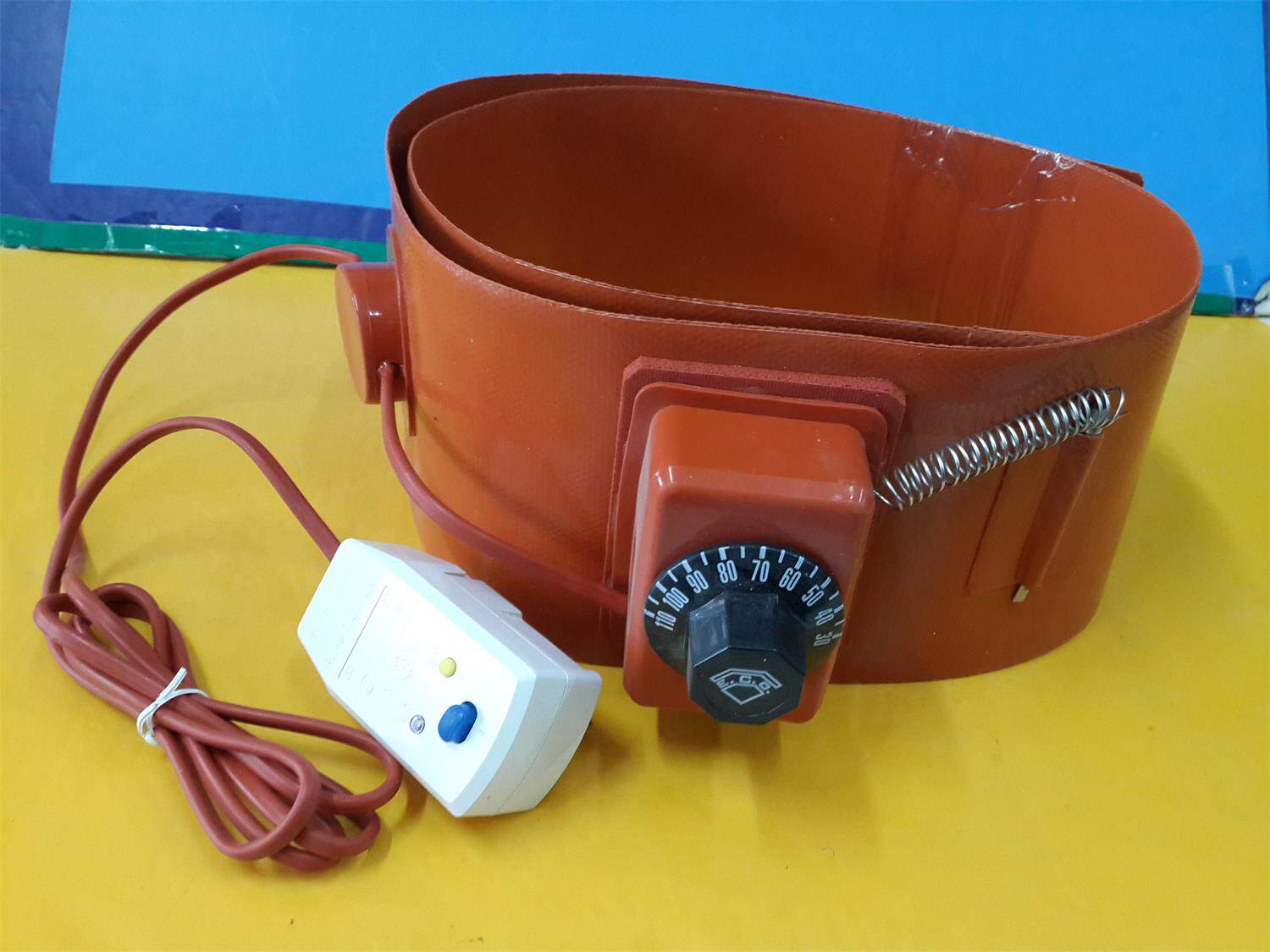 Controllable warm silicone rubber liquefied gas bottle assisted heating with gas tank oil barrel heater electric companion tropical