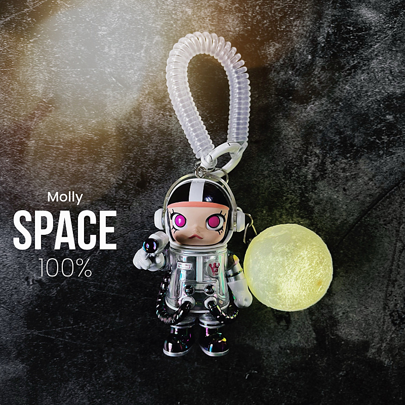 Authentic Mollyspace Astronaut Classy Luminous Keychain Car Key Pendant Creative Gift for Boys
