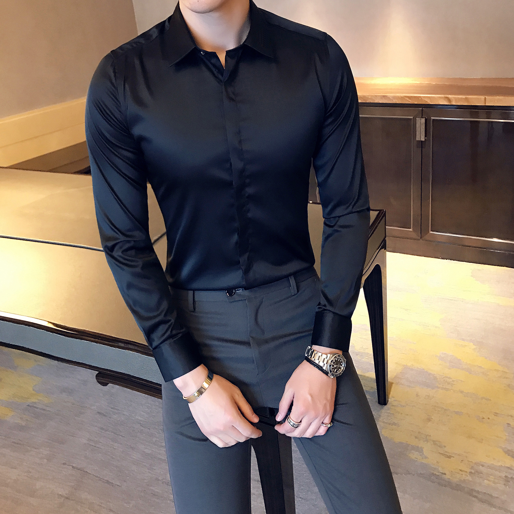 Mùa thu màu rắn nam Hàn Quốc nóng bỏng miễn phí áo sơ mi dài tay bó sát da sáng bóng lụa cotton inch phiên bản Hàn Quốc áo sơ mi dài