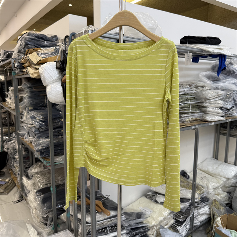 Kh3020 Genuine Summer New Product Sexy Off-Shoulder Striped Color-Blocking Bamboo Silk Sun-Protective Long-Sleeve T-Shirt for Women Kh3020 Genuine Summer New Product Sexy Off-Shoulder Striped Color-Blocking Bamboo Silk Sun-Protective Long-Sleeve T-Shirt for Women