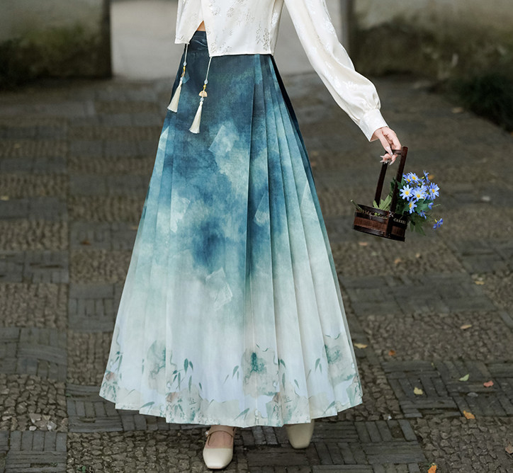 Китайцы одежда наборы 云鸢令改良新中式宋制汉服超仙森系清冷上衣配马面裙国风套装女夏