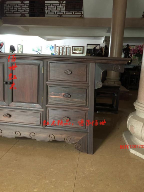 世 红木 台 cho bức tranh đồ nội thất Đài Loan - Bàn / Bàn mẫu bàn thờ trơn đẹp