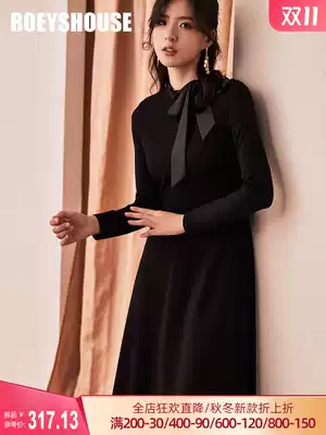 Luo Yi intellectual dress women autumn and winter New temperament black slim elegant big pendulum bottomed knitted skirt 6529