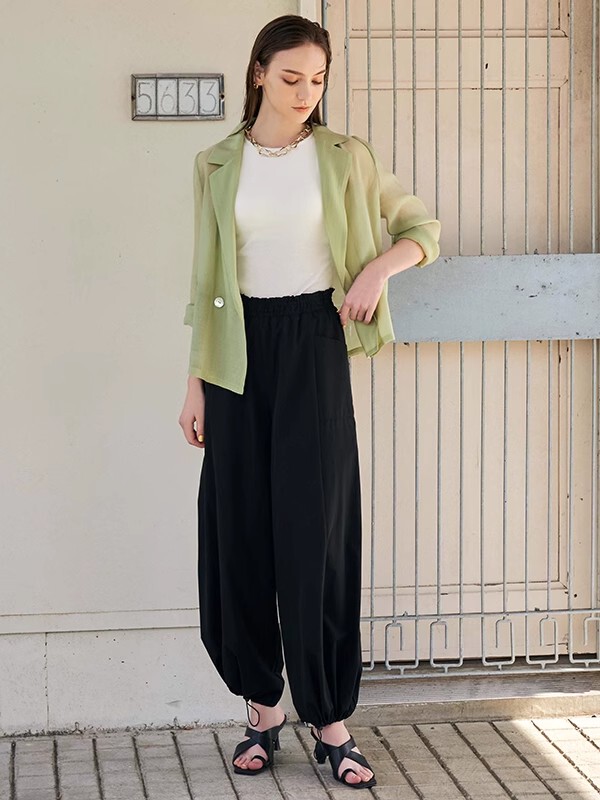 Special Eimy Casual Style Nylon Fabric Textured Balloon Jogging Pants, Anti-Wrinkle and Lightweight 17600 Yen Special Eimy Casual Style Nylon Fabric Textured Balloon Jogging Pants, Anti-Wrinkle and Lightweight 17600 Yen