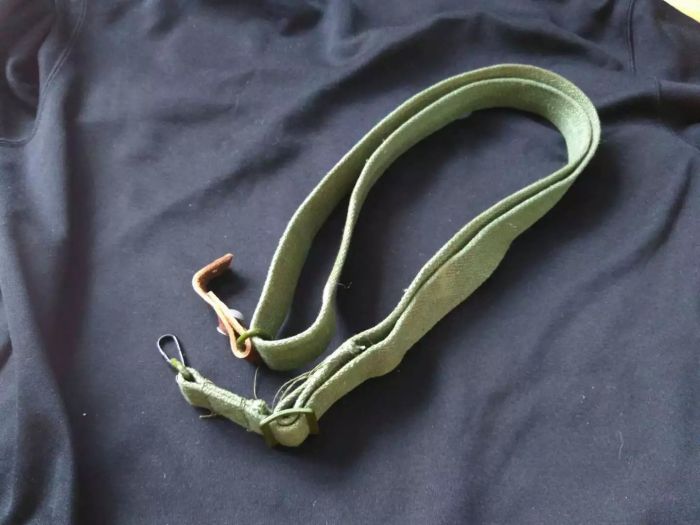 Public hair Old stock Out of stock 80s 85 Punch Canvas with baby bag MP5 Water Renxiang AK74 Water sponge universal hanging strap