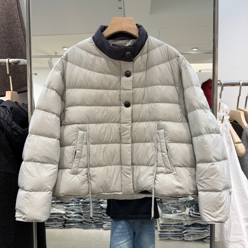 European Station 2025 Autumn and Winter New Fashion Women's Short White Duck Down Jacket Contrast Color Collar Fashionable