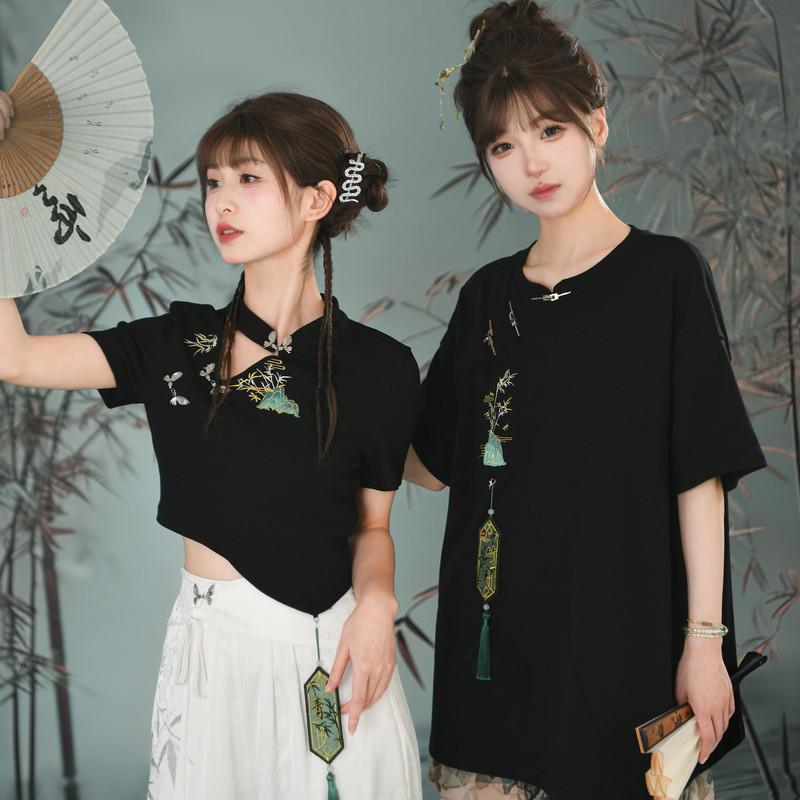 Forest Girl Tribe Original New Chinese style Black slimming short sleeved T-shirt for girlfriends Sweet cool style stand up collar slim fit top