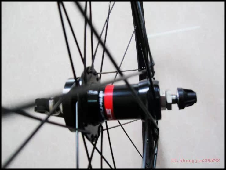 Roues de vélo cyclisme sur route - Ref 2367803 Image 16