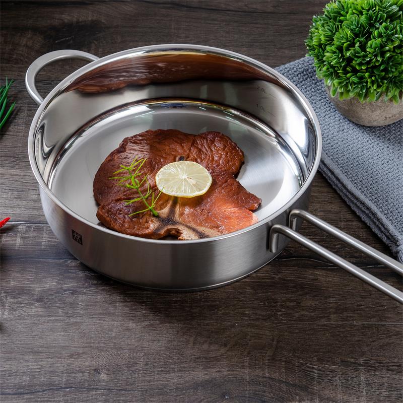Zwilling 双立人 TWIN Nova plus 18/10不锈钢 多功能煎炒锅 24cm 天猫优惠券折后￥199包邮（￥499-300）送防烫手套 京东￥1298