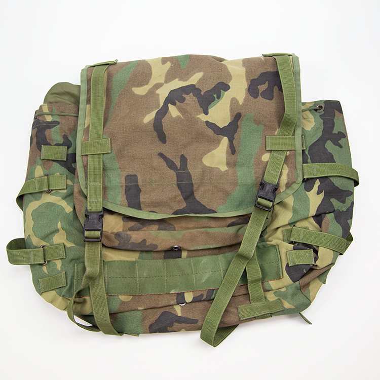 The US military release military version of the MOLLE system 1 generation system main package four-bush camouflage main package