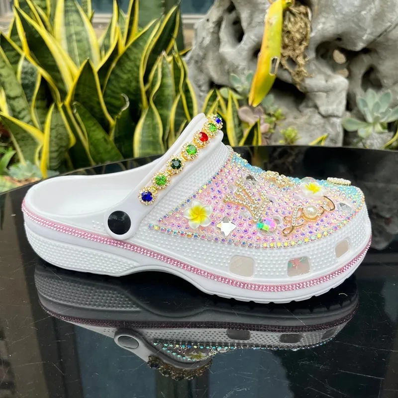 New European Style Simple Trendy Perforated Shoes with Hand-Embellished Rhinestones, Foreign Trade Sandals, European and American French Style Women's Slippers, Home Sandals