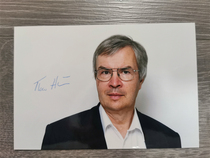 Hensch autographs official photos Nobel Prize winner 6 inches