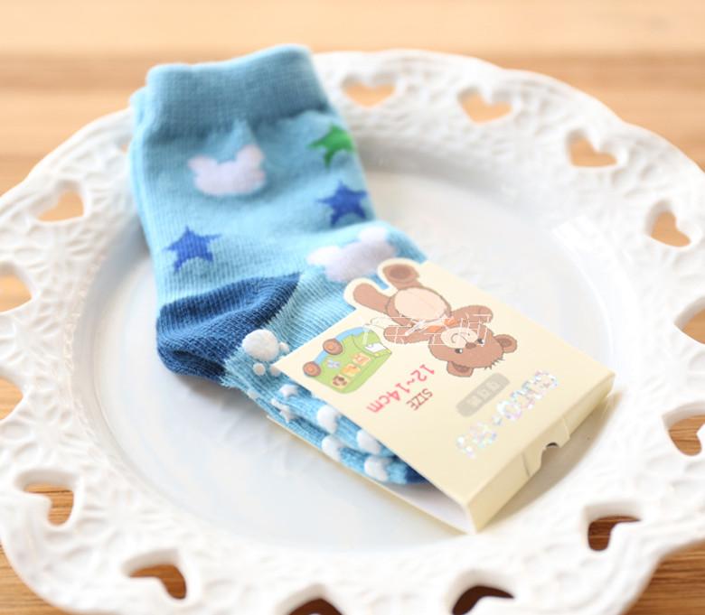 Mô hình mùa xuân và mùa thu Tất cotton hoạt hình vớ trẻ em Tất cotton cho bé trai Pha chế xe chống trượt quần tất lưới cho bé