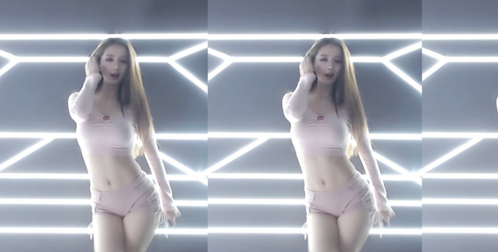 环星M猫的二十二I妩媚性感热舞2019-10-18-13|米娜娜