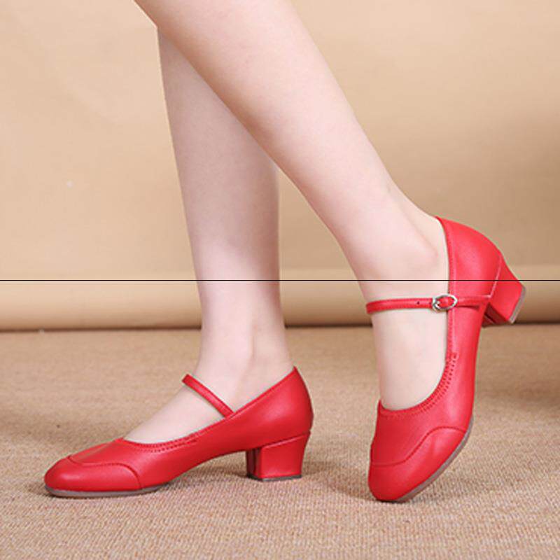 Square dance shoes women's leather mid-heel dance red shoes women's shoes high-heeled soft sole middle-aged and elderly social dancing shoes spring and summer
