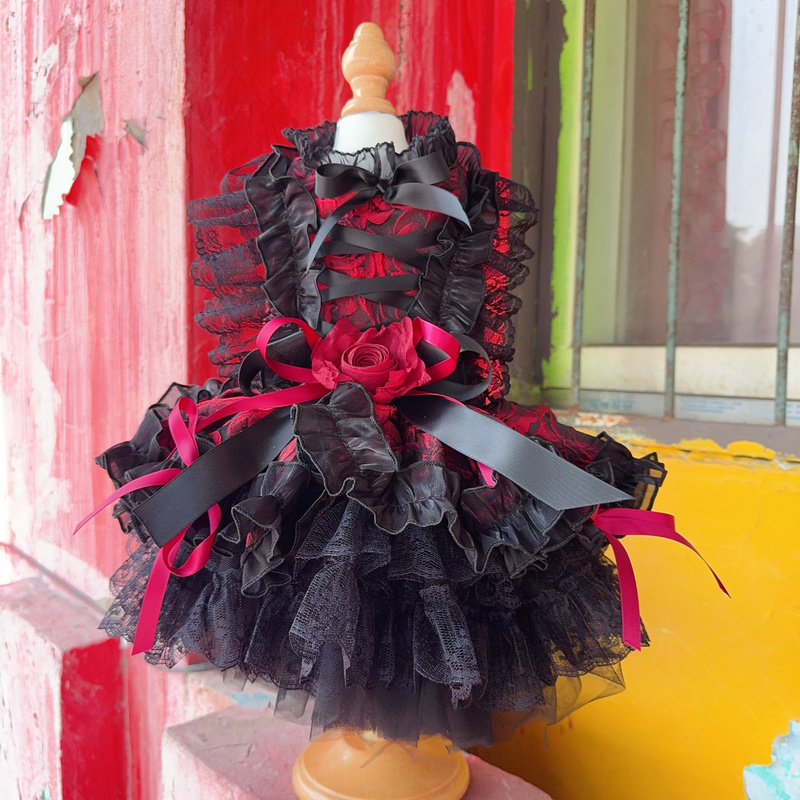 Dark Black and Red Rose Lady Detachable Long and Short Dual-Use Exquisite Trailing Teddy Bear Foam Pet Dress