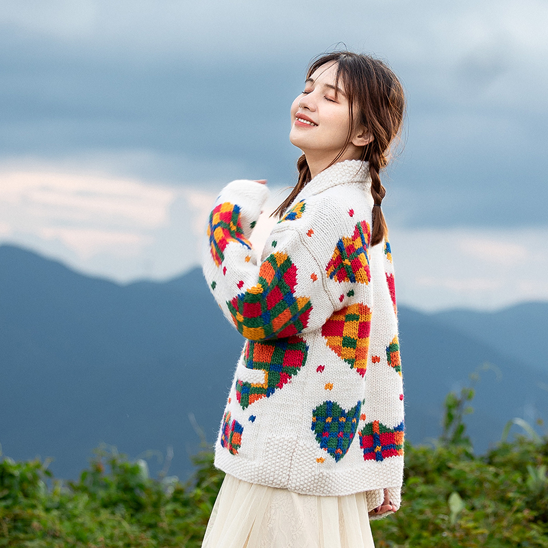 Hand-Knitted Retro Sweater Cardigan Maple Leaf Wooden Button Heart Crochet Loose Lazy Japanese Style Niche Ethnic Outwear Hand-Knitted Retro Sweater Cardigan Maple Leaf Wooden Button Heart Crochet Loose Lazy Japanese Style Niche Ethnic Outwear