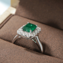 Vallon jewelry New 1 73 karat emerald ring womens white 18k jin xiang qian Diamond Emerald nv jie