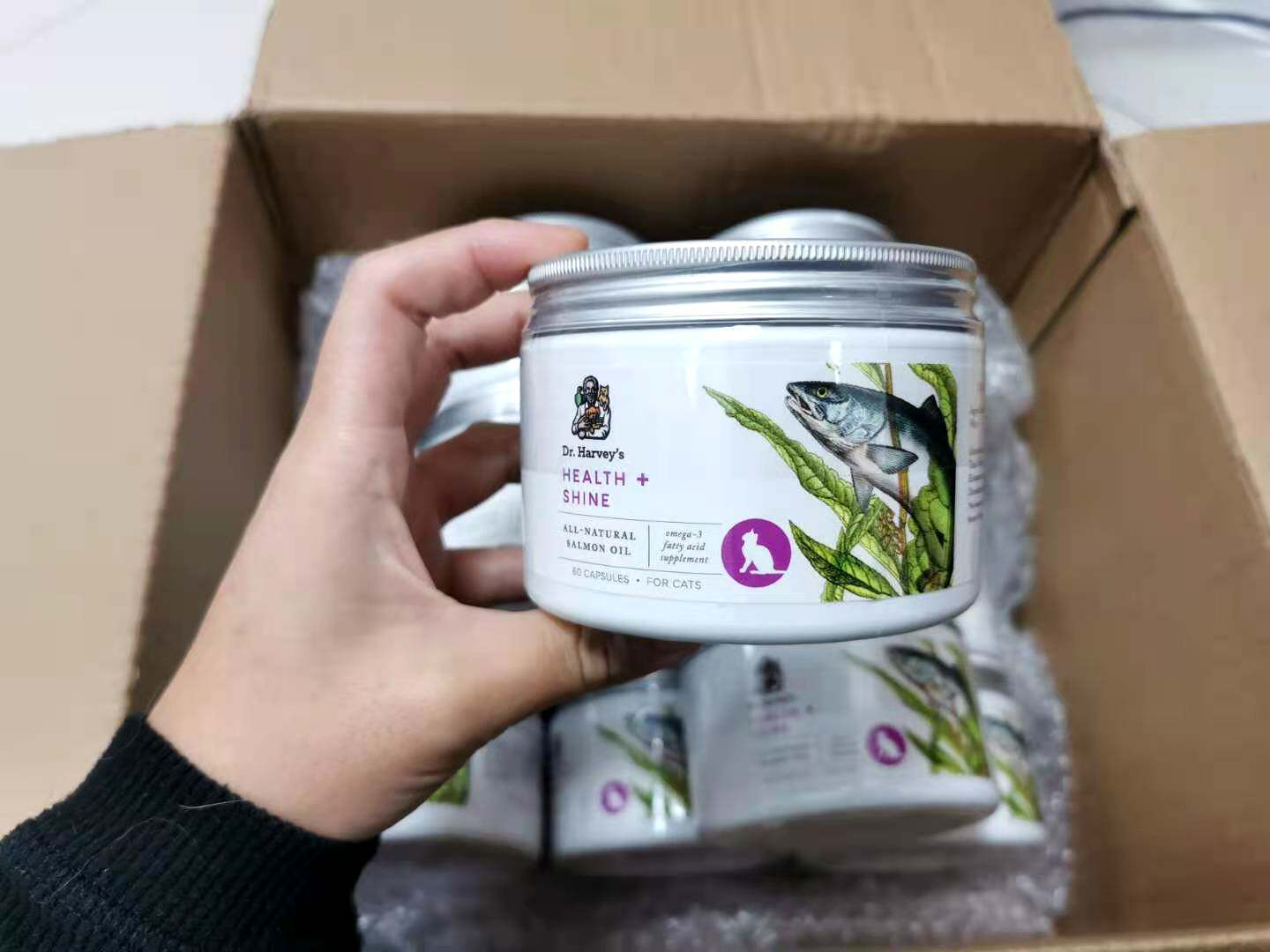 Spot U.S. Air Freight Dr. Harveys Dr. Harvey Omega-3 Fish Oil for Dogs and Cats -180 60 Capsules