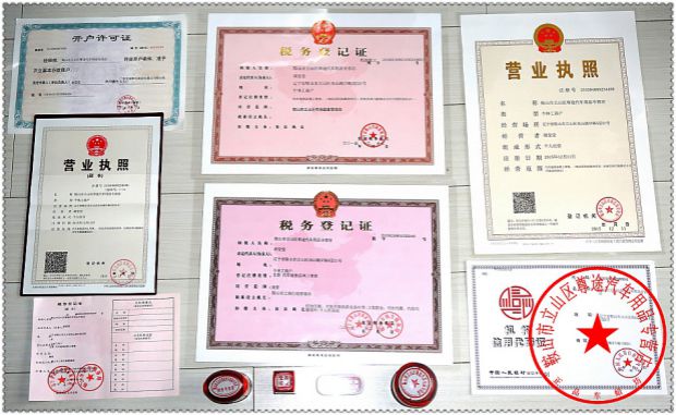 Nhập khẩu nguyên bản thương hiệu rùa Mỹ chenille rửa xe găng tay sáp bọt biển cung cấp sáp xe - Sản phẩm làm sạch xe chổi rửa xe ô tô tự xoay