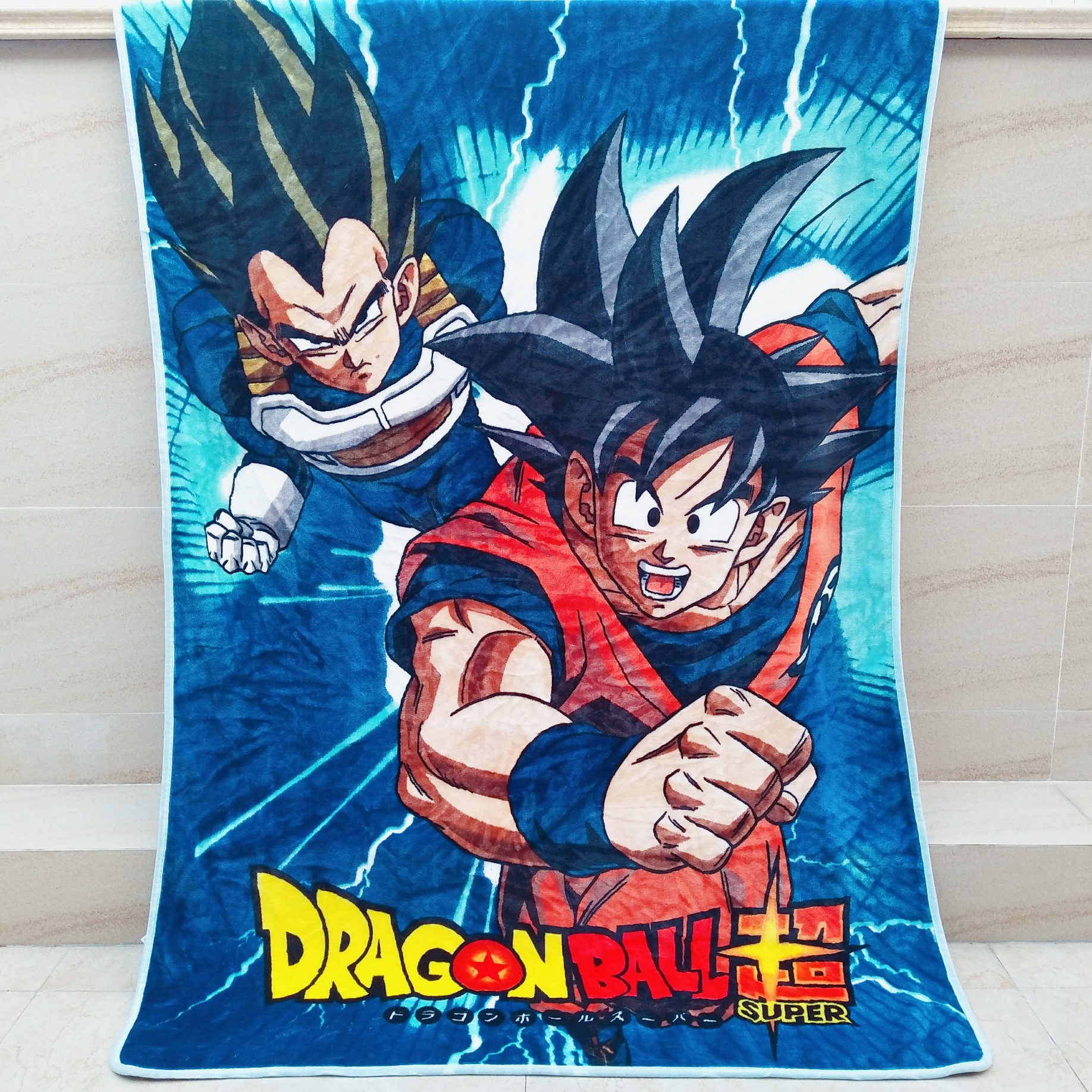 Foreign trade tail blanket Flannel blanket Air conditioning children's blanket Lunch break blanket Coral velvet blanket Son Goku Dragon Ball
