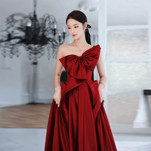 Toast dress bride 2022 new autumn and winter wedding dress simple atmosphere annual meeting dress red autumn usually wearable