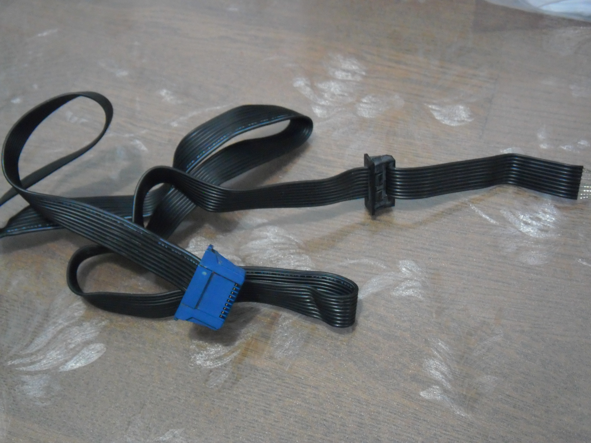 Flat cable behind the Vanguard PIONEER CD ROM drive-Taobao