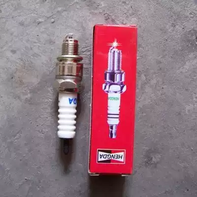 Curved beam locomotive 110 spark plug CG125 pedal locomotive spark plug only earns credibility and does not make money