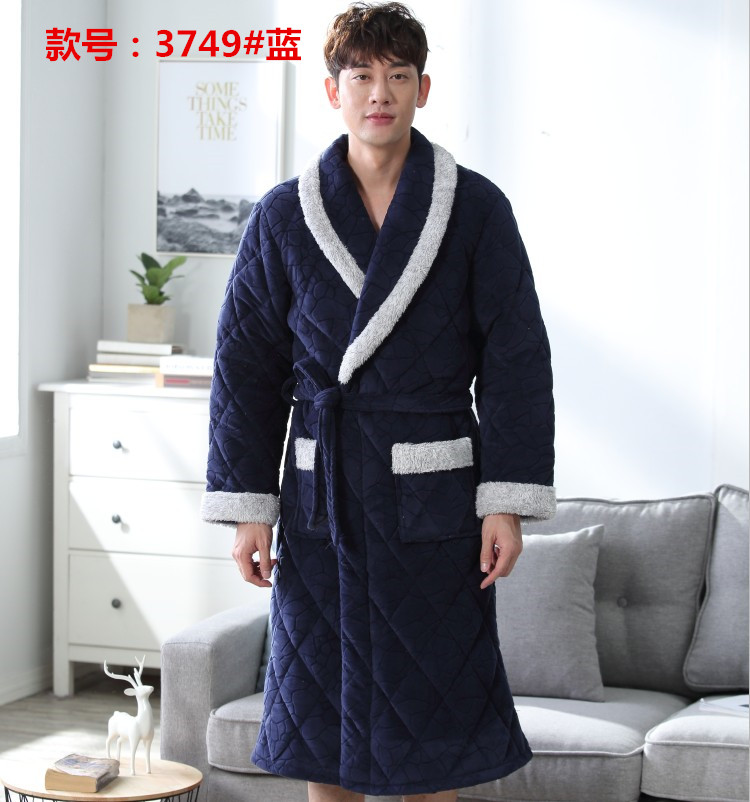 Mùa thu và mùa đông đồ ngủ bằng vải bông nam mùa đông dày cộng với nhung để giữ ấm áo choàng ba lớp nhung san hô trung niên cộng với áo dài đồ pijama nam