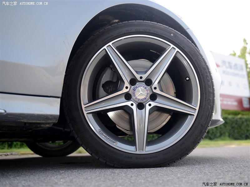 Mercedes-Benz nguyên bản mới của Đức C-class W205 C200L C300 coupe AMG vành thép năm bánh 18 inch 	giá vành ô tô