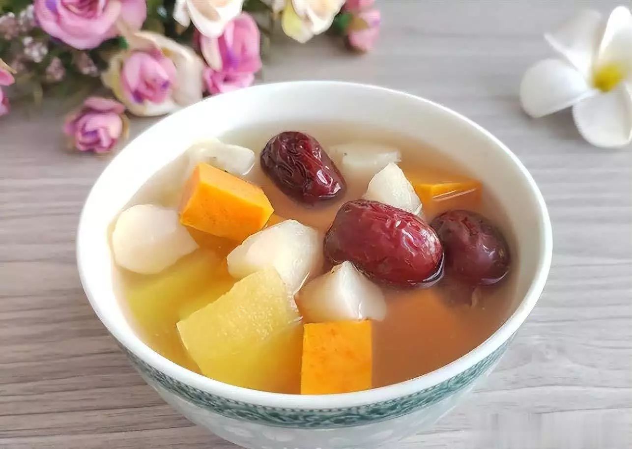 入冬后不论贫富，多吃这5种水果，润肺降燥美容还不上火 