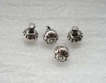 10mm silver flower buckle Silver buckle jewelry pendant Ethnic minority clothes Silver button hand chain silver jewelry accessories