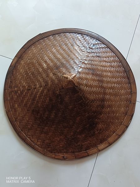 Handmade Bamboo Ancient-Style Hats for Filming in Hong Kong, Folk Decoration, Old Objects, Bamboo Straw Hats for Sun Protection and Rain Protection