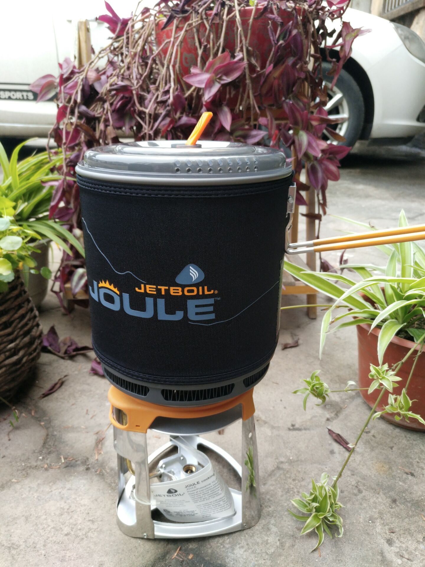 United States JETBOIL JETBOIL 2 5L outdoor picnic stove cooking pot High altitude cold one-piece stove reaction