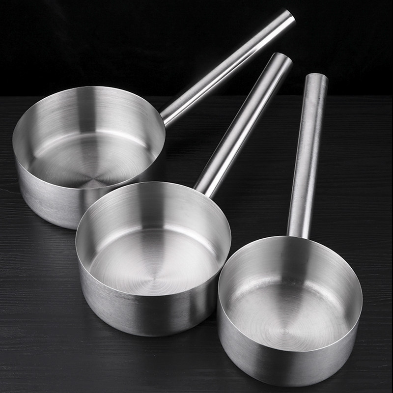 304 stainless steel port type thickened without magnetic flat bottom water spoon kitchen spoon flat bottom water shell thickened water ladle food water scoop