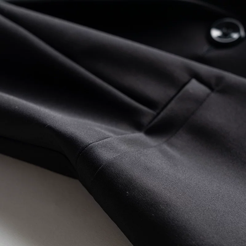 Модный черный жилет, коллекция 2023 года, slim fit, длина по середине