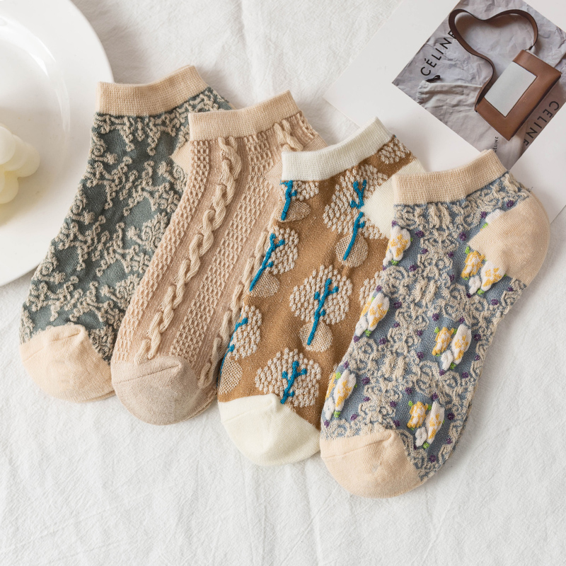 KM9985 New Invisible Socks Women's Retro Women Spring Summer Invisible Socks Solid Jacquard Women Socks ART PALACE Palace Wind Collage Shorty Socks