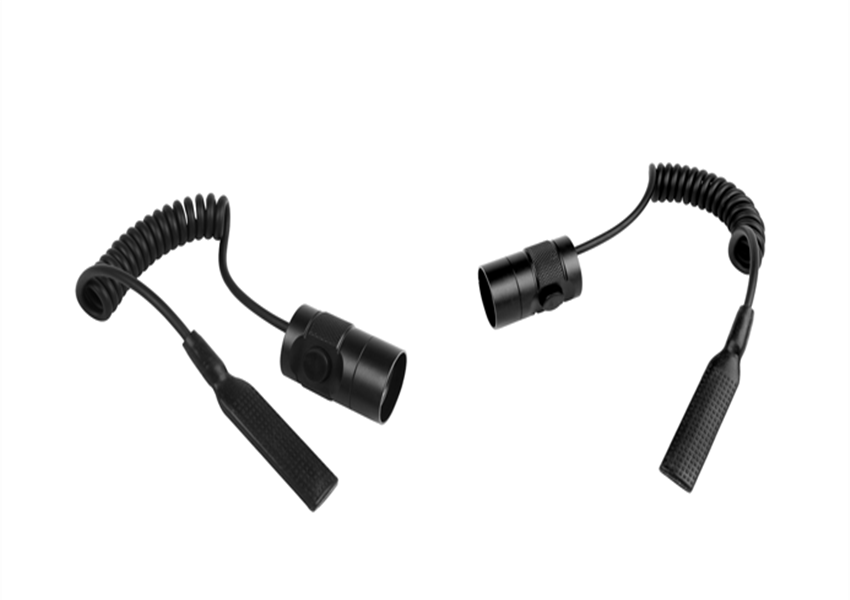 Entity operates FENIX Phoenix bright light flashlight line TK11AR102 black Applicable rat tail control