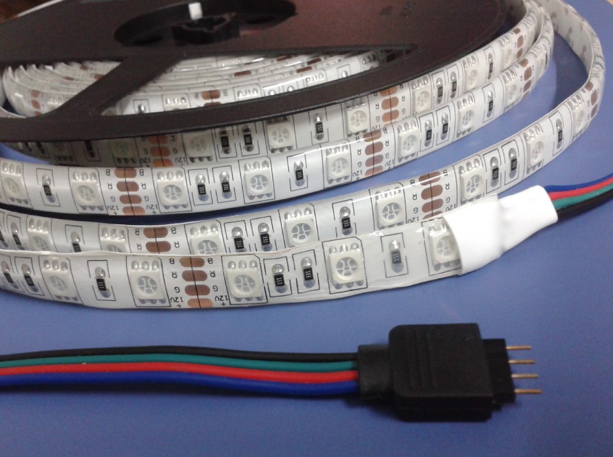 LED seven colored lights with 12V 60 lamp RGB light strip RGB light strip 5050RGB light with drop glue waterproof