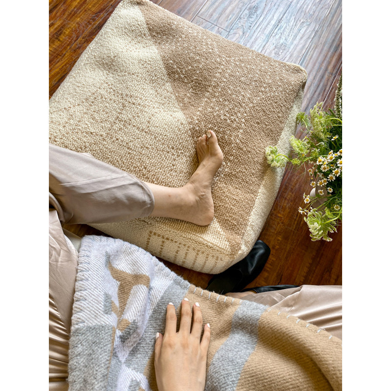 Jonay wool sitting mound rhino life 