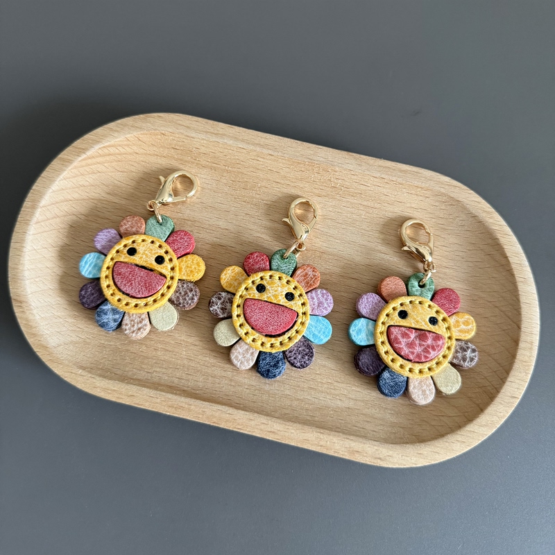 First-Layer Cowhide Leather Smiley Face Sunflower Pendant Rainbow Smiley Face Bag Charm Accessory Car Keychain Pendant Bag Accessory