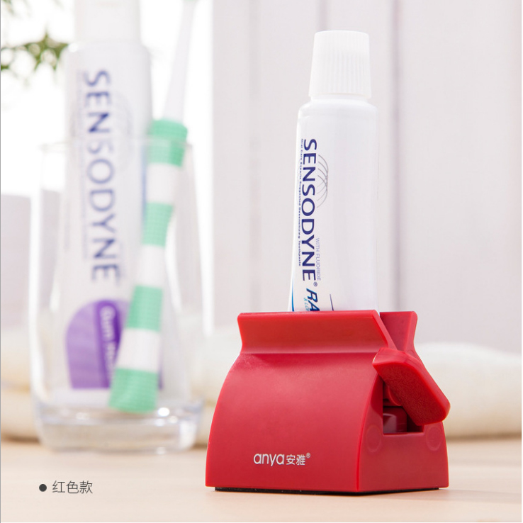 Creative Manual Toothpaste Squeezer Washface Cream Hand Cream Squeezer Auto-Squeeze Toothpaste rotary design