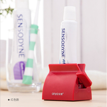 Creative manual toothpaste squeezer facial cleanser hand cream squeezer Automatic toothpaste rotary design