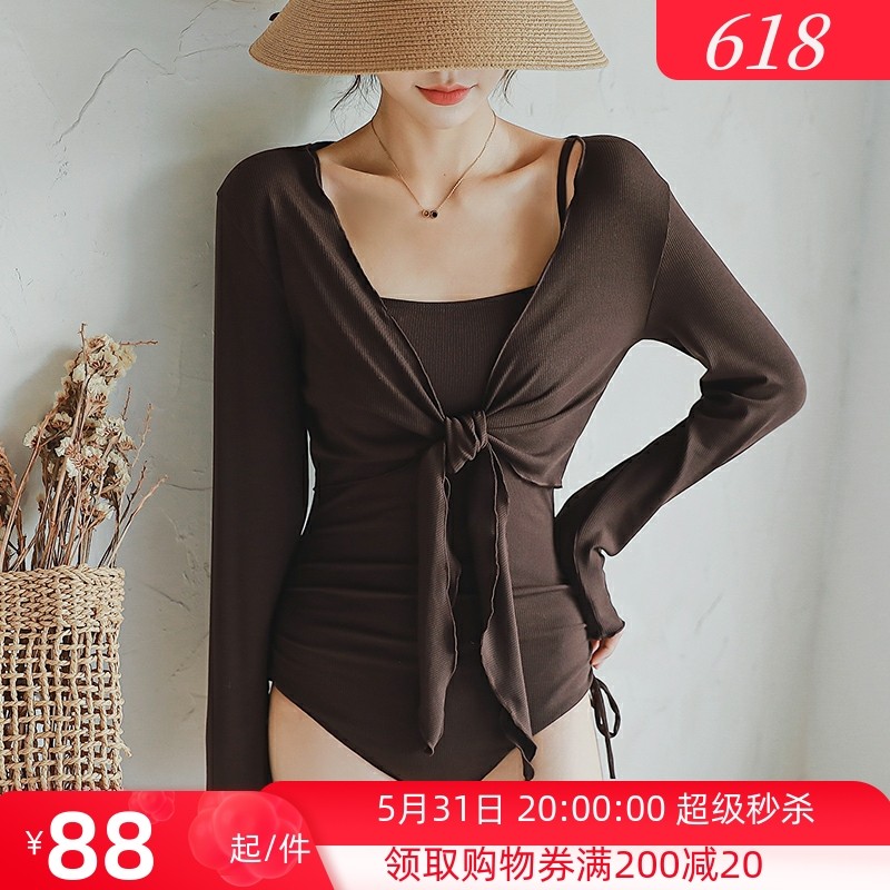 Long sleeve sunscreen swimsuit woman Liveable to surf two sets of Korean new spa holiday swimsuit diving suit