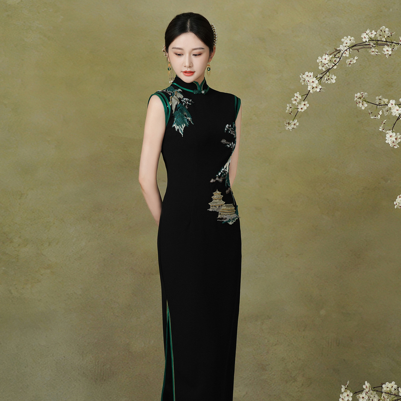Model Catwalk Cheongsam Retro New Chinese Style High-End Elegant Black Embroidered Youthful Dress Performance Costume Long