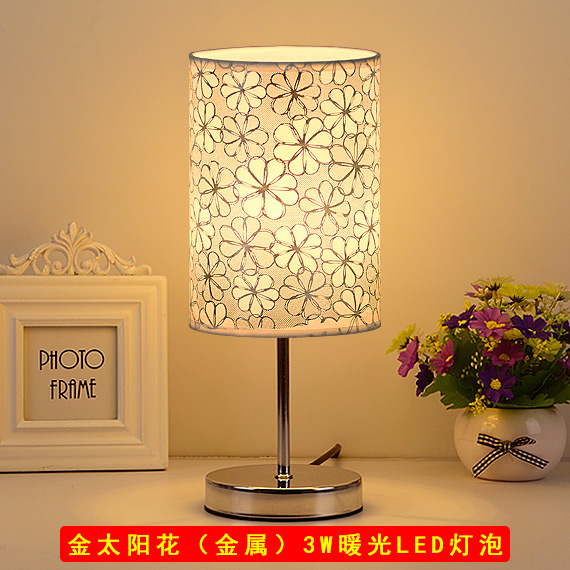 table lamp bedroom bedside lamp creative romantic warm european style small table lamp nordic night light simple modern small night light