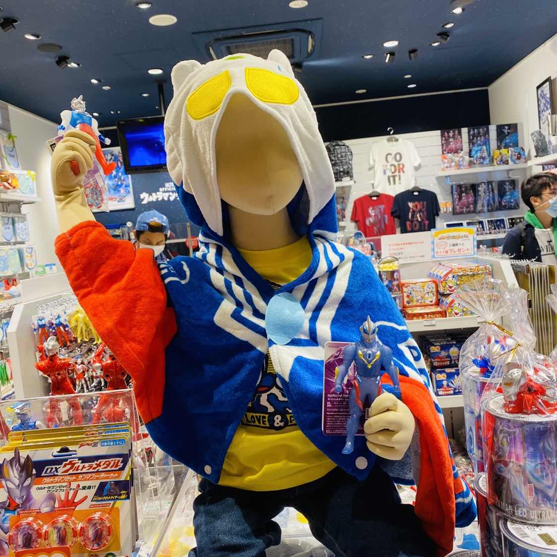 Spot red blue Japan buy back Ultraman limited popular baby bath towel bath towel beach towel bathrobe