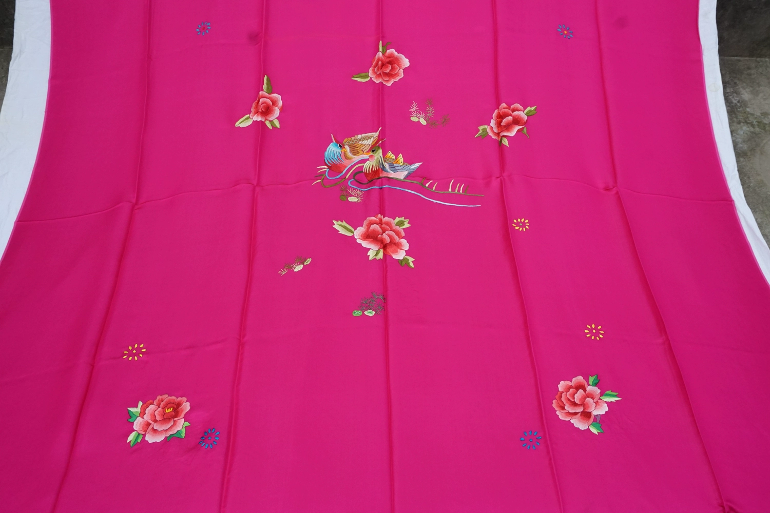 đám cưới hôn nhân truyền thống món quà handmade thêu lụa tơ tằm charmeuse quan vịt chăn thêu hoa mẫu đơn chăn - Quilt Covers chăn lông cừu giá rẻ
